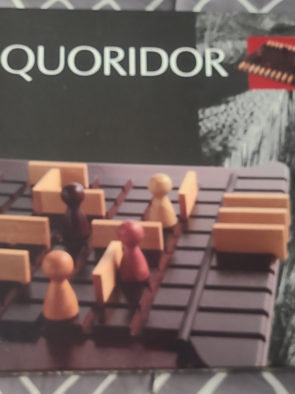 Quoridor Board Game – Classic 1997 Strategy Game